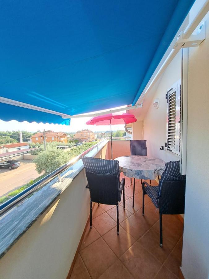 Casa Antonio With Swimming Pool Apartment Novigrad  ภายนอก รูปภาพ