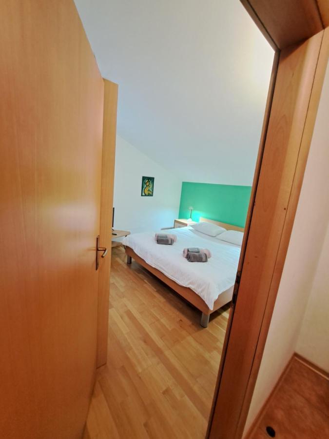 Casa Antonio With Swimming Pool Apartment Novigrad  ภายนอก รูปภาพ