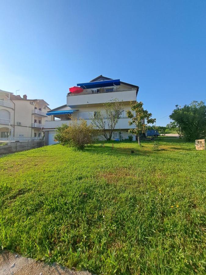 Casa Antonio With Swimming Pool Apartment Novigrad  ภายนอก รูปภาพ